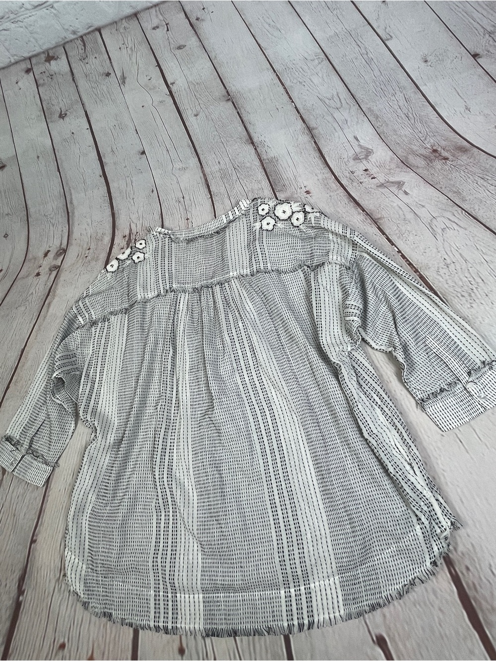 JOHNNY WAS boho tassel tie white & black embroidered cotton tunic top, size L - Picture 10 of 15